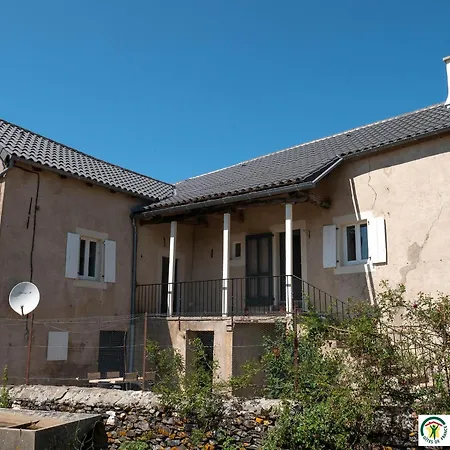 Holiday home Le Cayrou